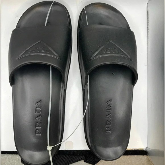 Prada
Logo rubber slides size 40 - Picture 2 of 7